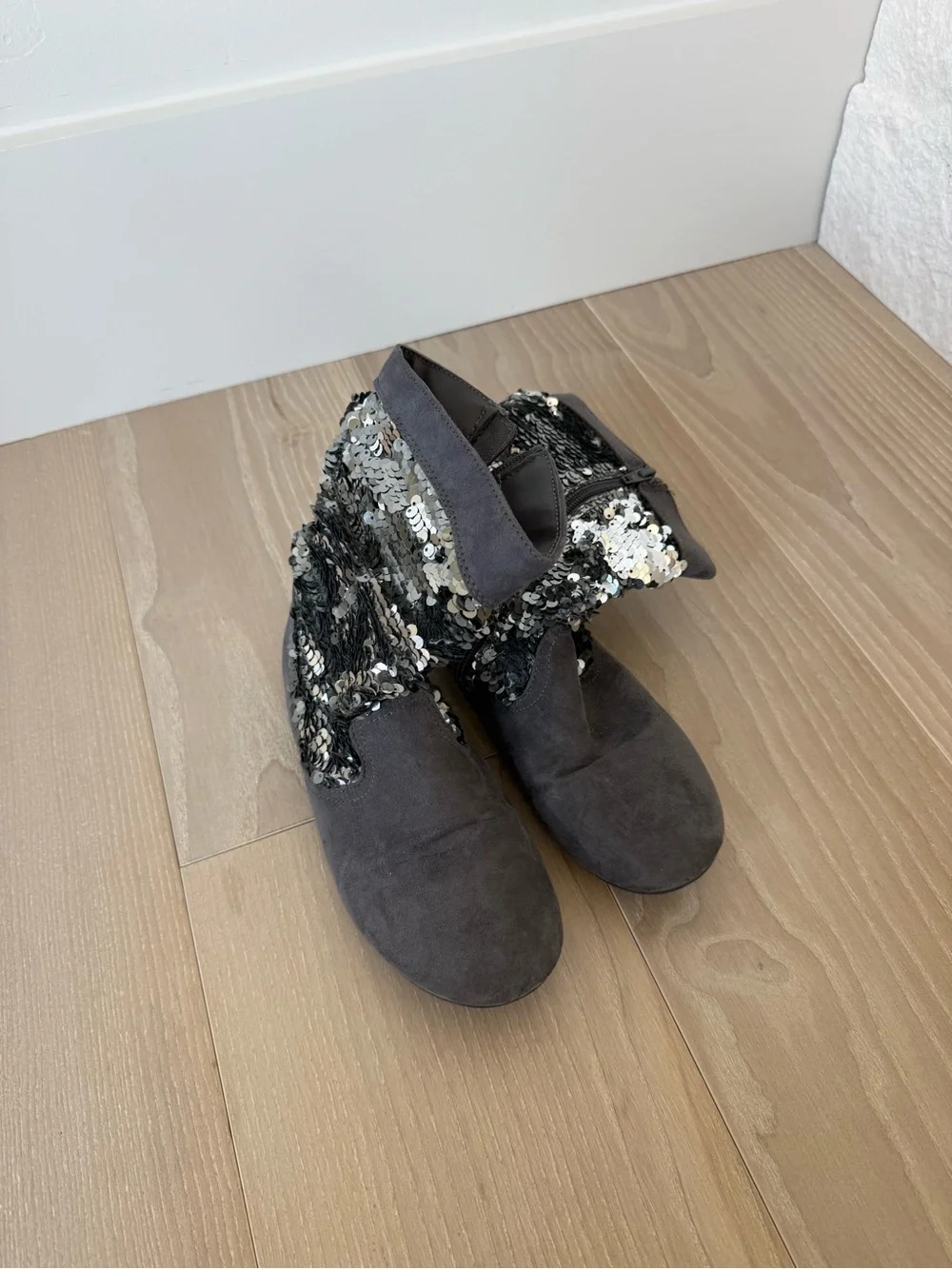 The Children's Place Black and Silver Sequin Ankle Boots - Kids